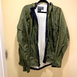 Outdoor rain coat size L